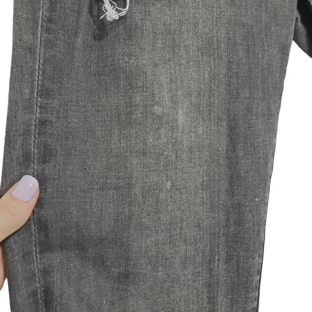 BlankNYC | Distressed Gray Skinny Jeans - Picture 4 of 12